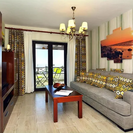 Апартаменти Apartment, Puerto Del Carmen